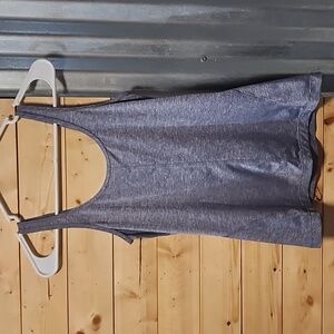 Lululemon tank top Women's  Back at it Workout Tank Size 4